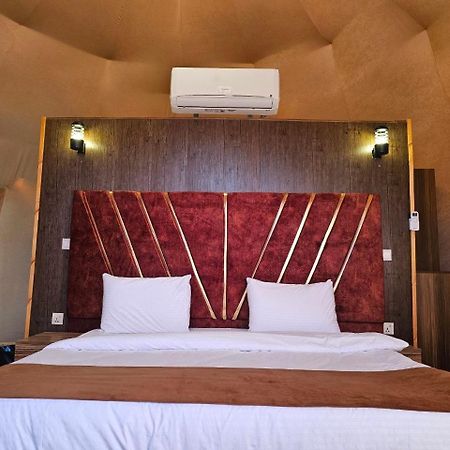 Wadi Rum Oscar Camp Экстерьер фото