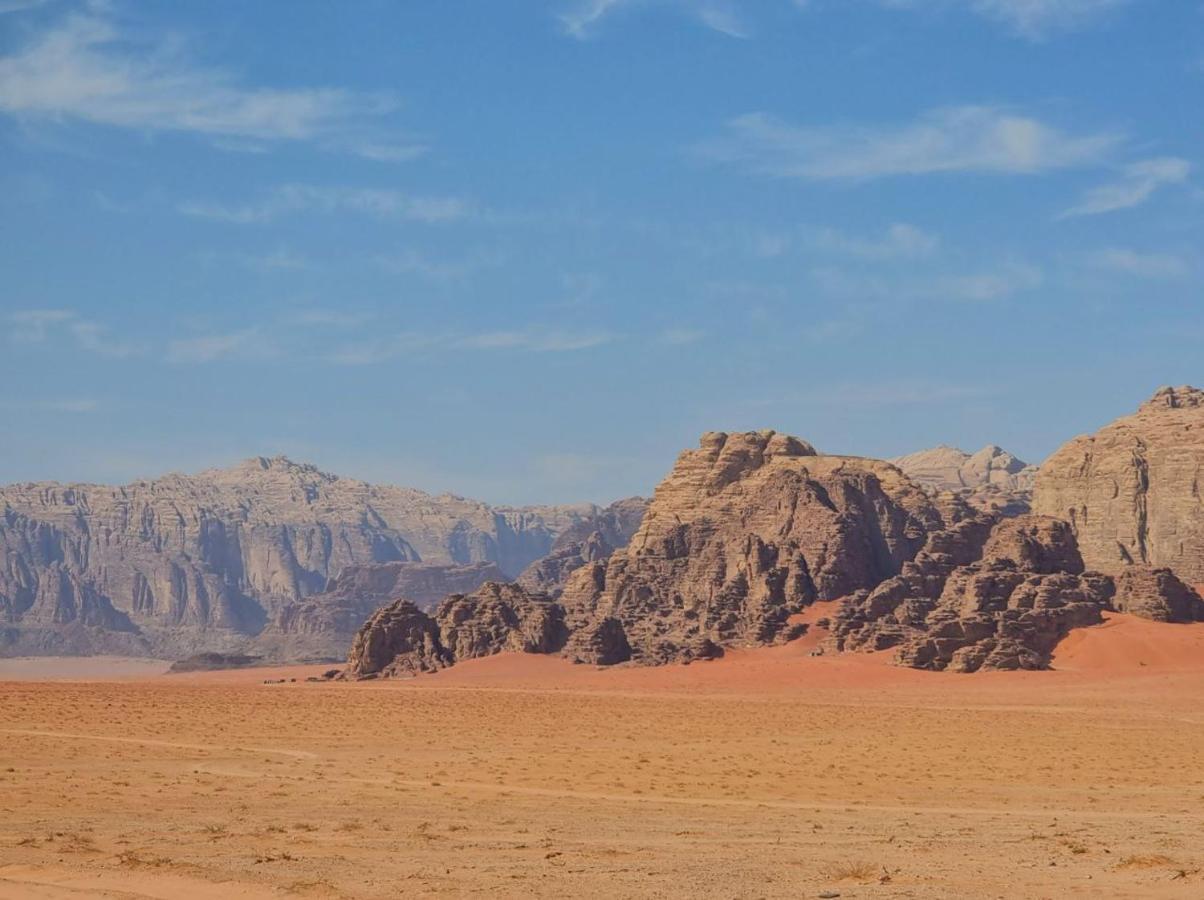 Wadi Rum Oscar Camp Экстерьер фото