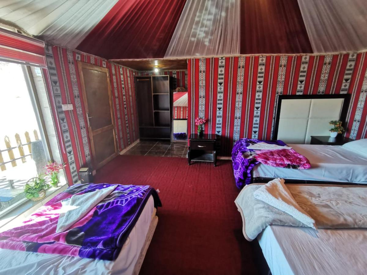 Wadi Rum Oscar Camp Экстерьер фото