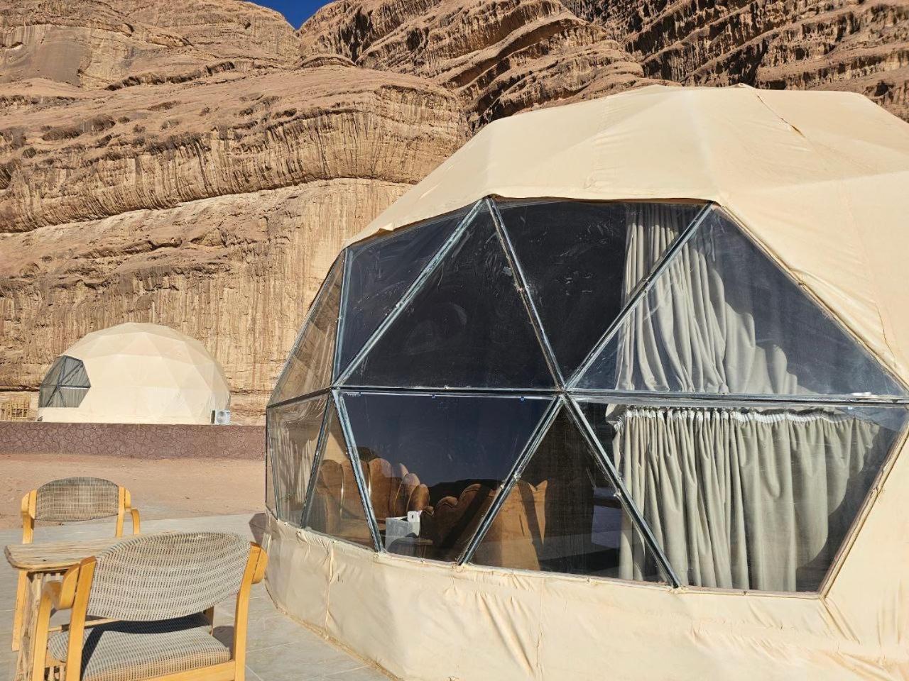 Wadi Rum Oscar Camp Экстерьер фото
