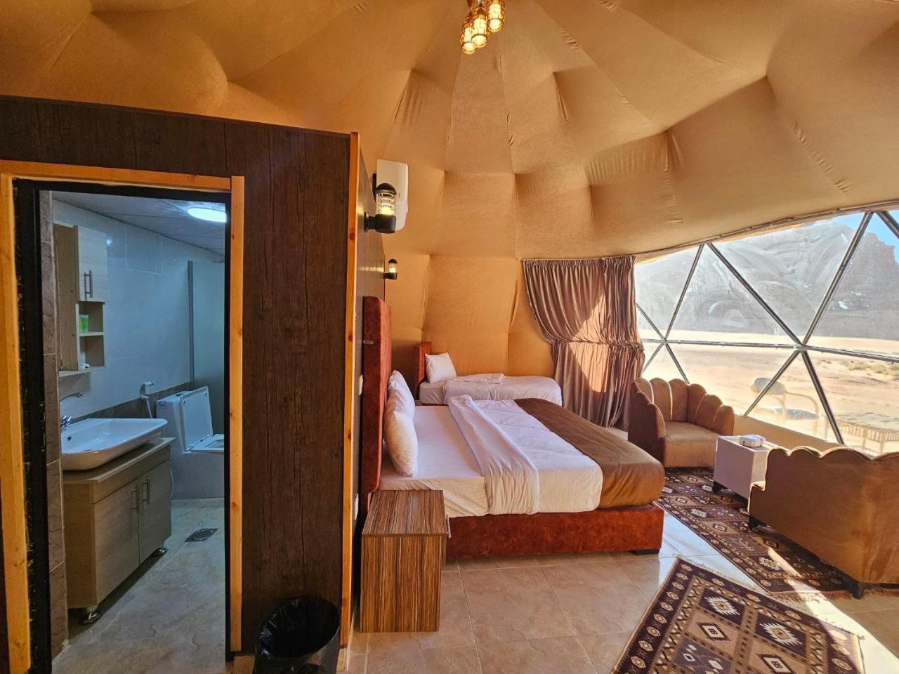 Wadi Rum Oscar Camp Экстерьер фото