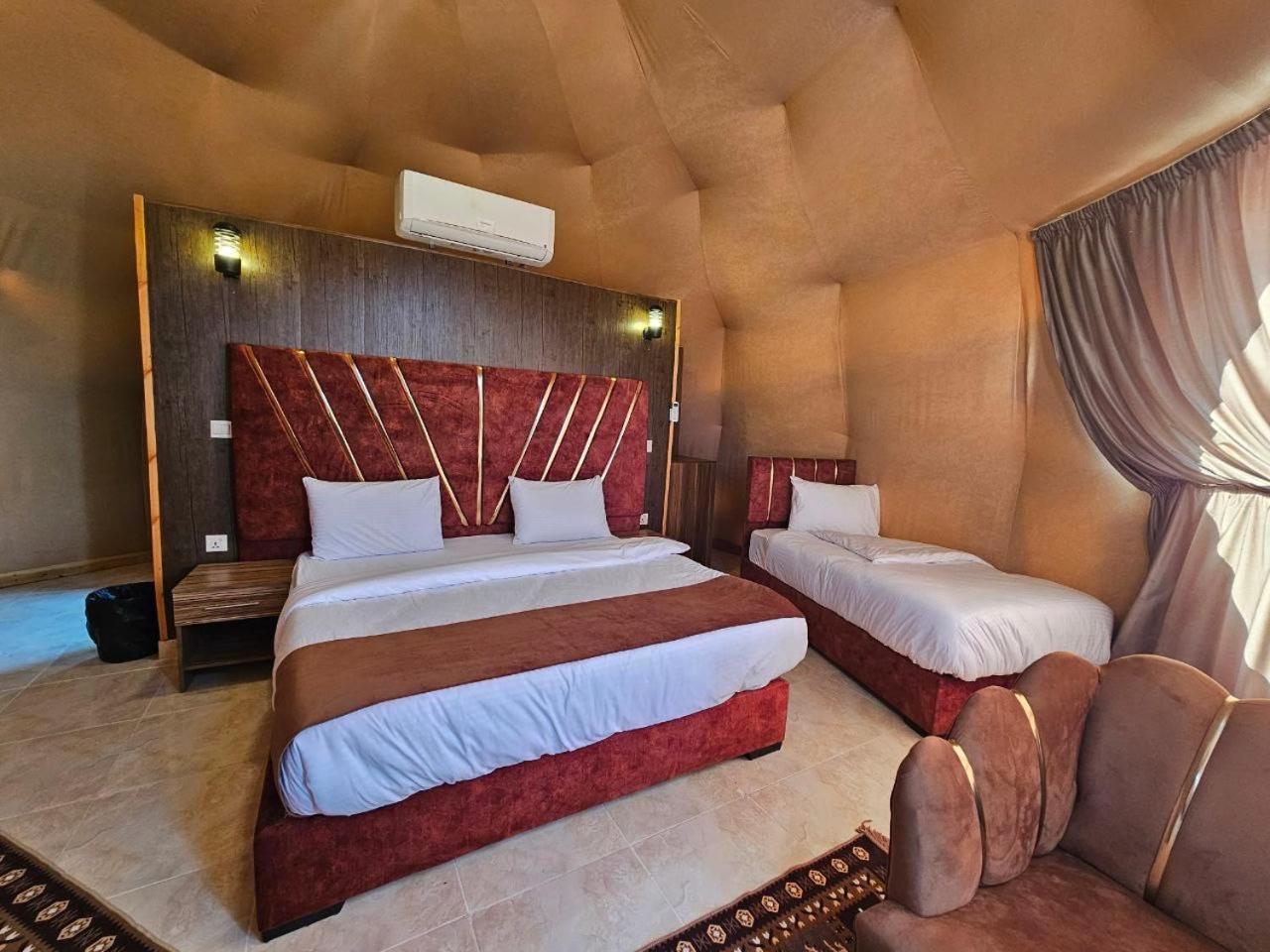 Wadi Rum Oscar Camp Экстерьер фото