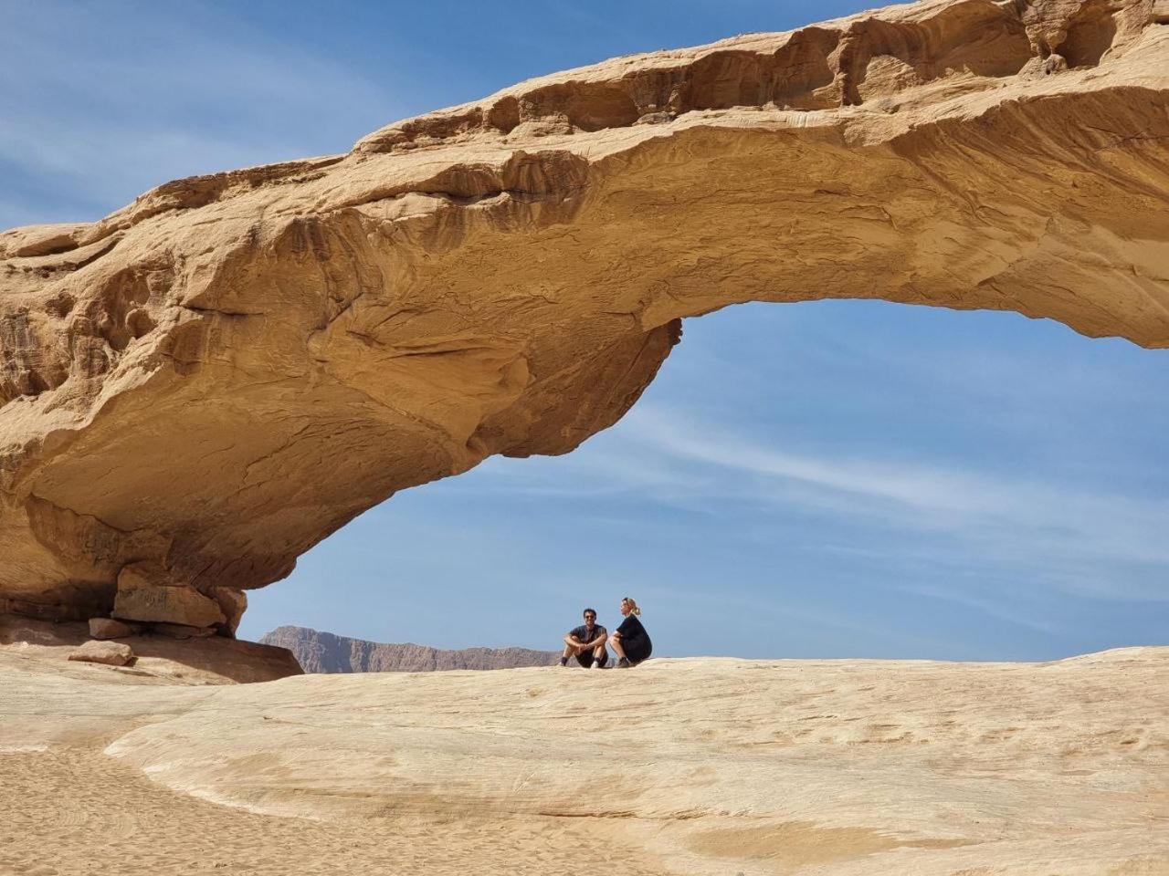 Wadi Rum Oscar Camp Экстерьер фото