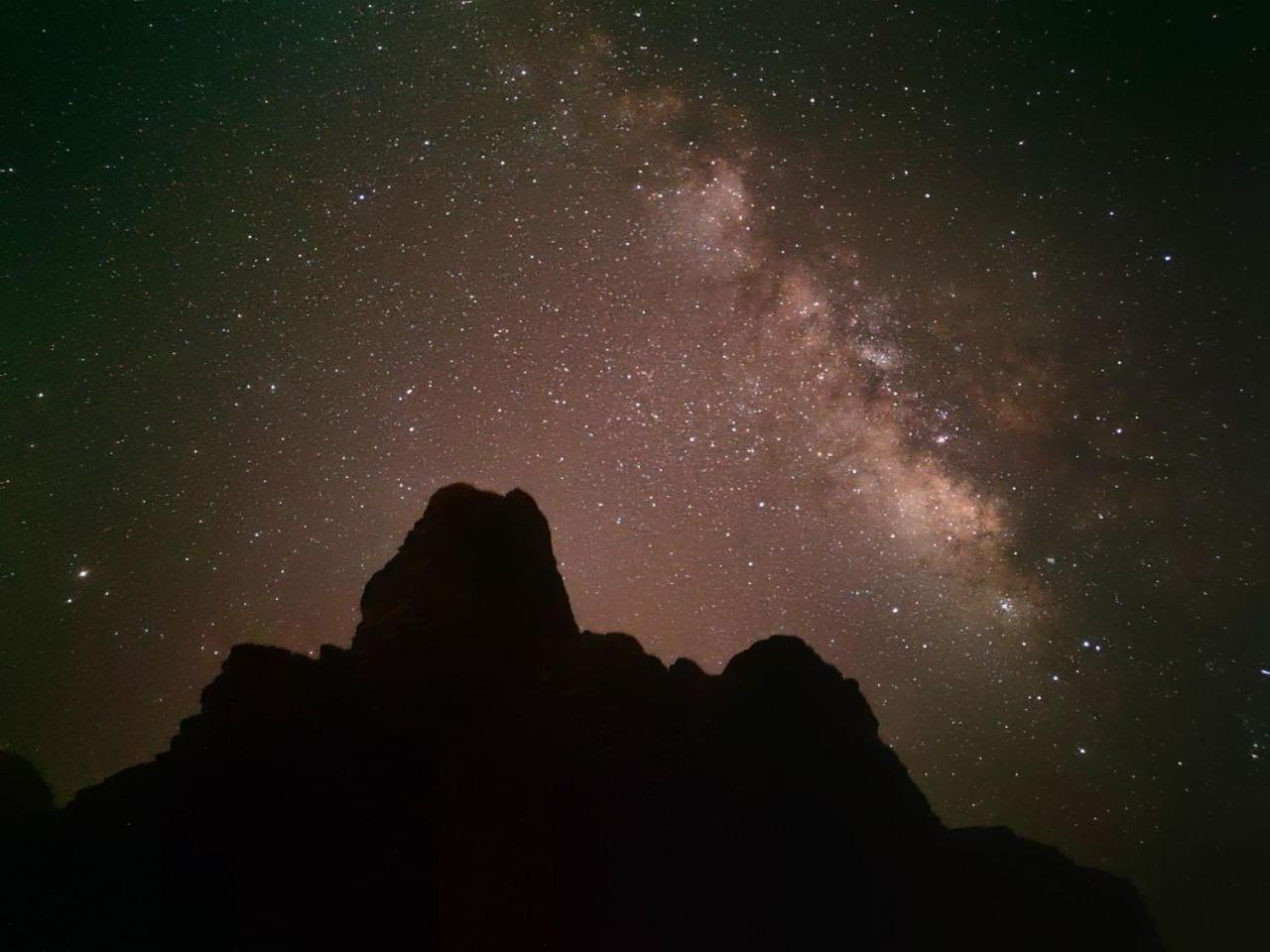 Wadi Rum Oscar Camp Экстерьер фото