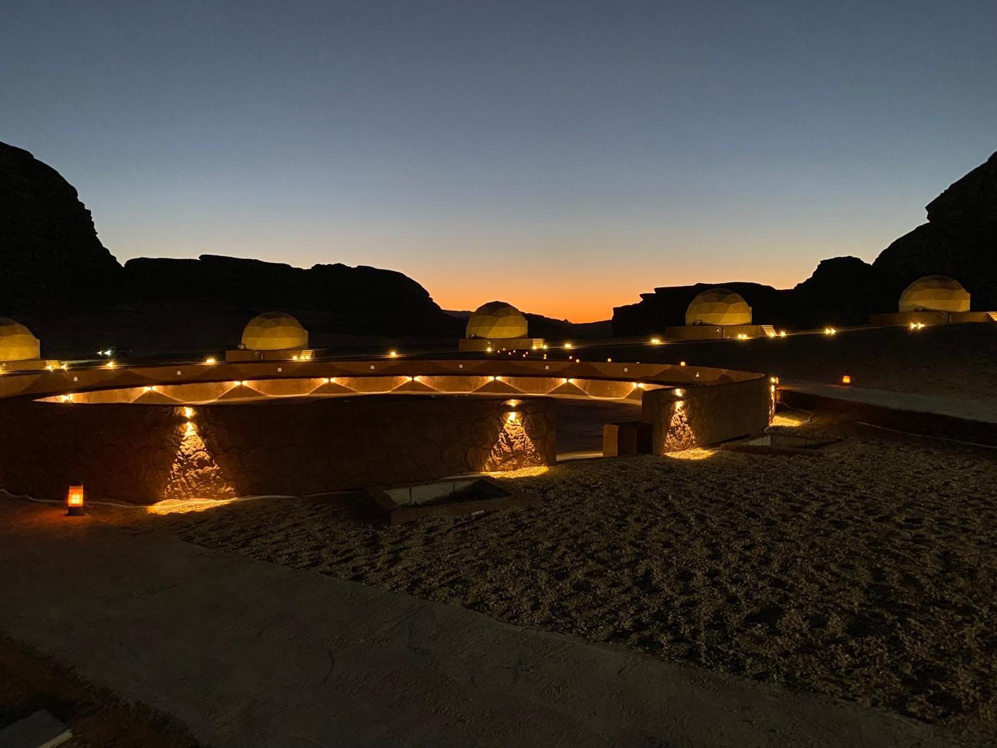 Wadi Rum Oscar Camp Экстерьер фото